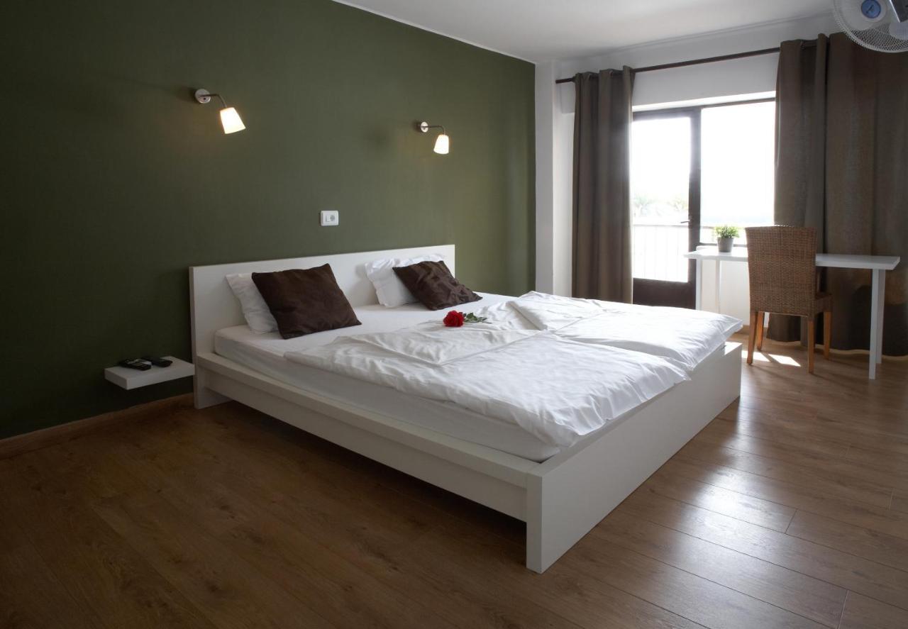 Seven Hostal Cala Millor  Room photo