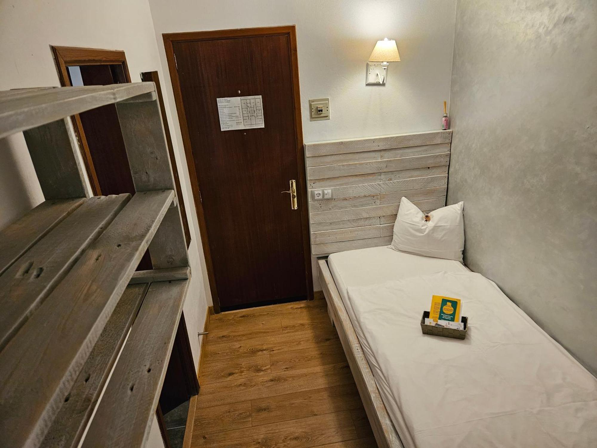 Seven Hostal Cala Millor  Exterior photo
